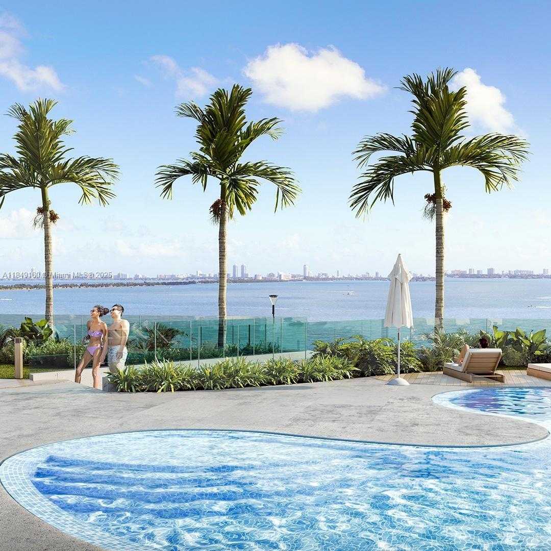 Small Image of Miami Number 3