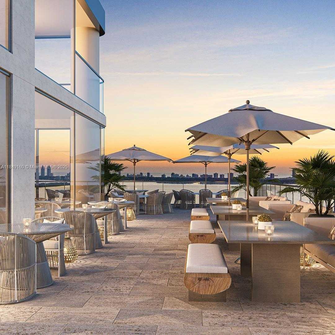 Small Image of Miami Number 5
