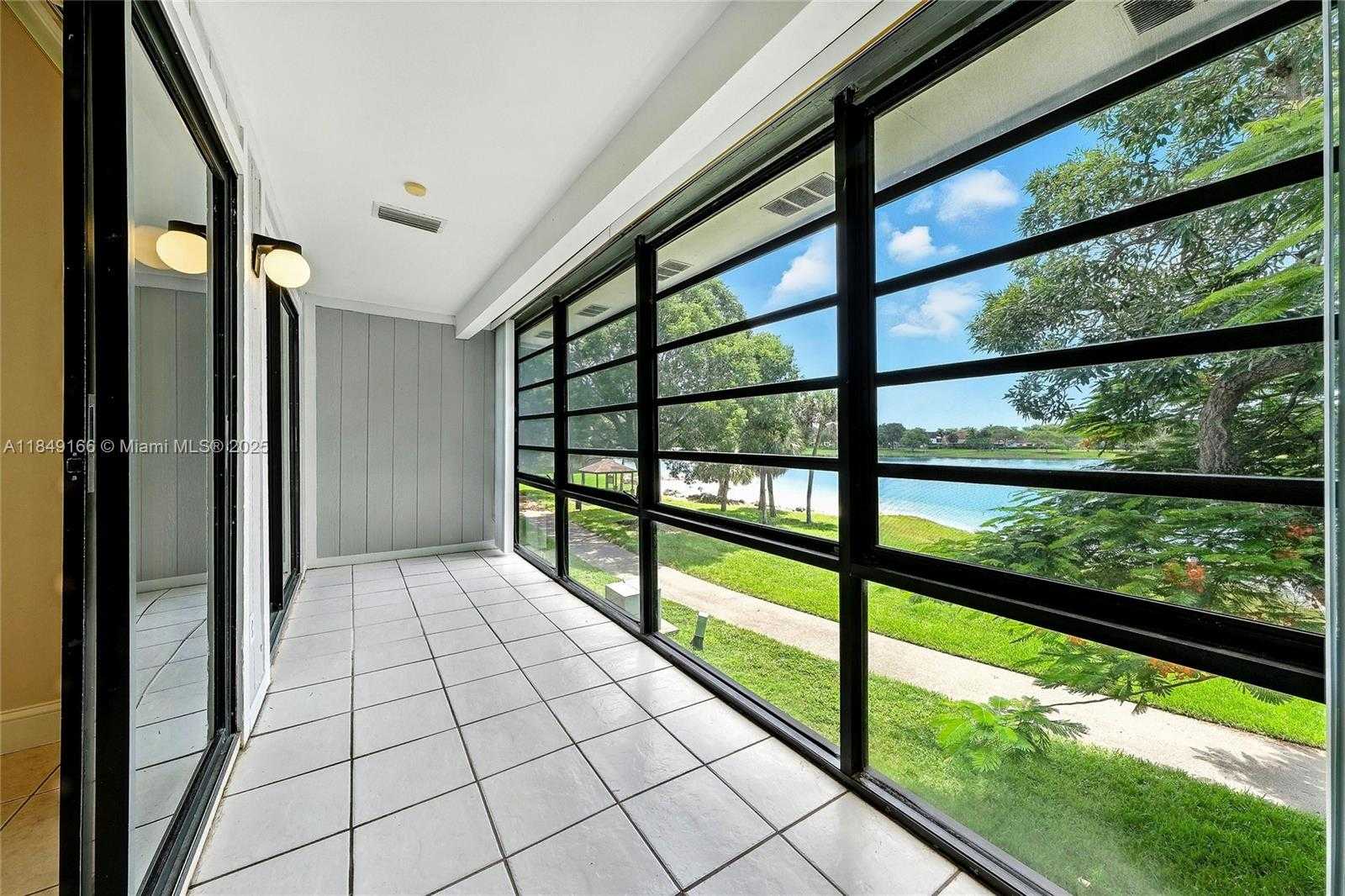 Small Image of 9721 HAMMOCKS BLVD #206, Miami Number 21