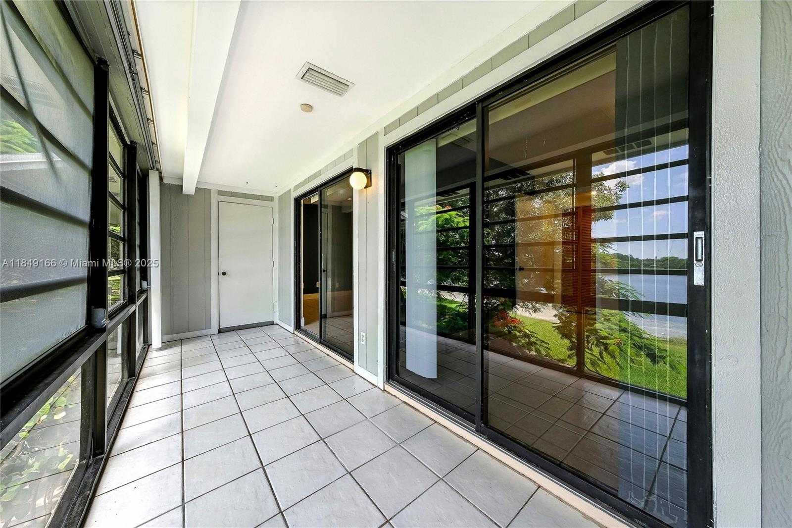 Small Image of 9721 HAMMOCKS BLVD #206, Miami Number 22