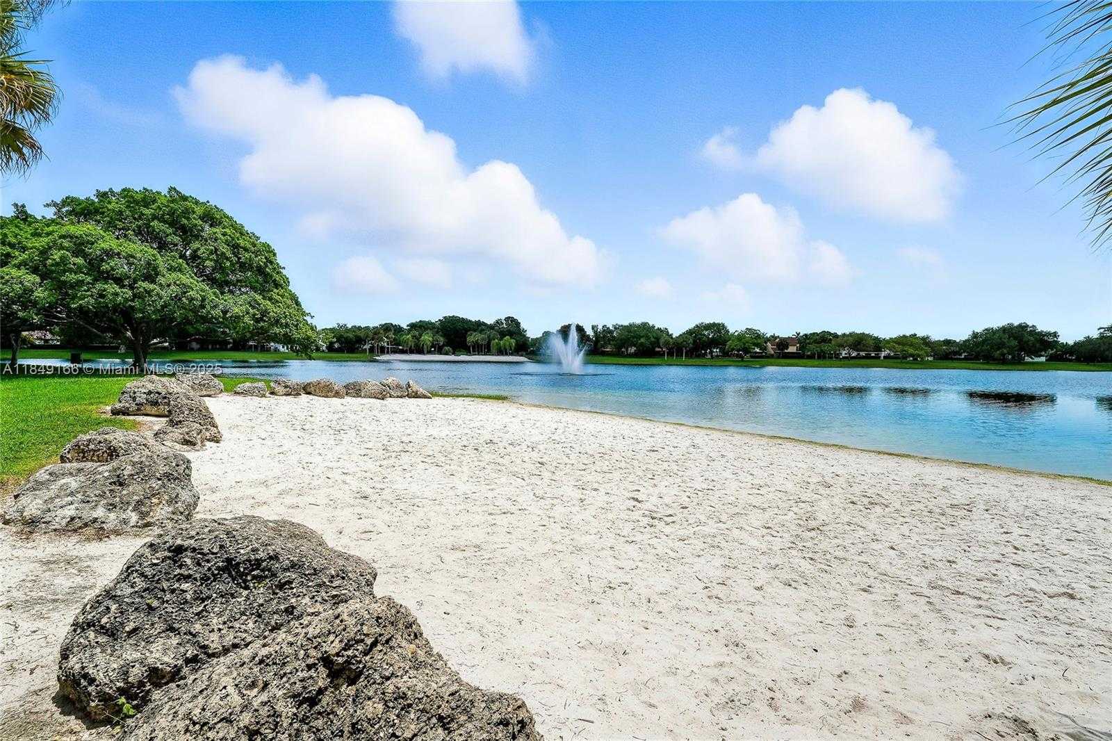 Small Image of 9721 HAMMOCKS BLVD #206, Miami Number 27