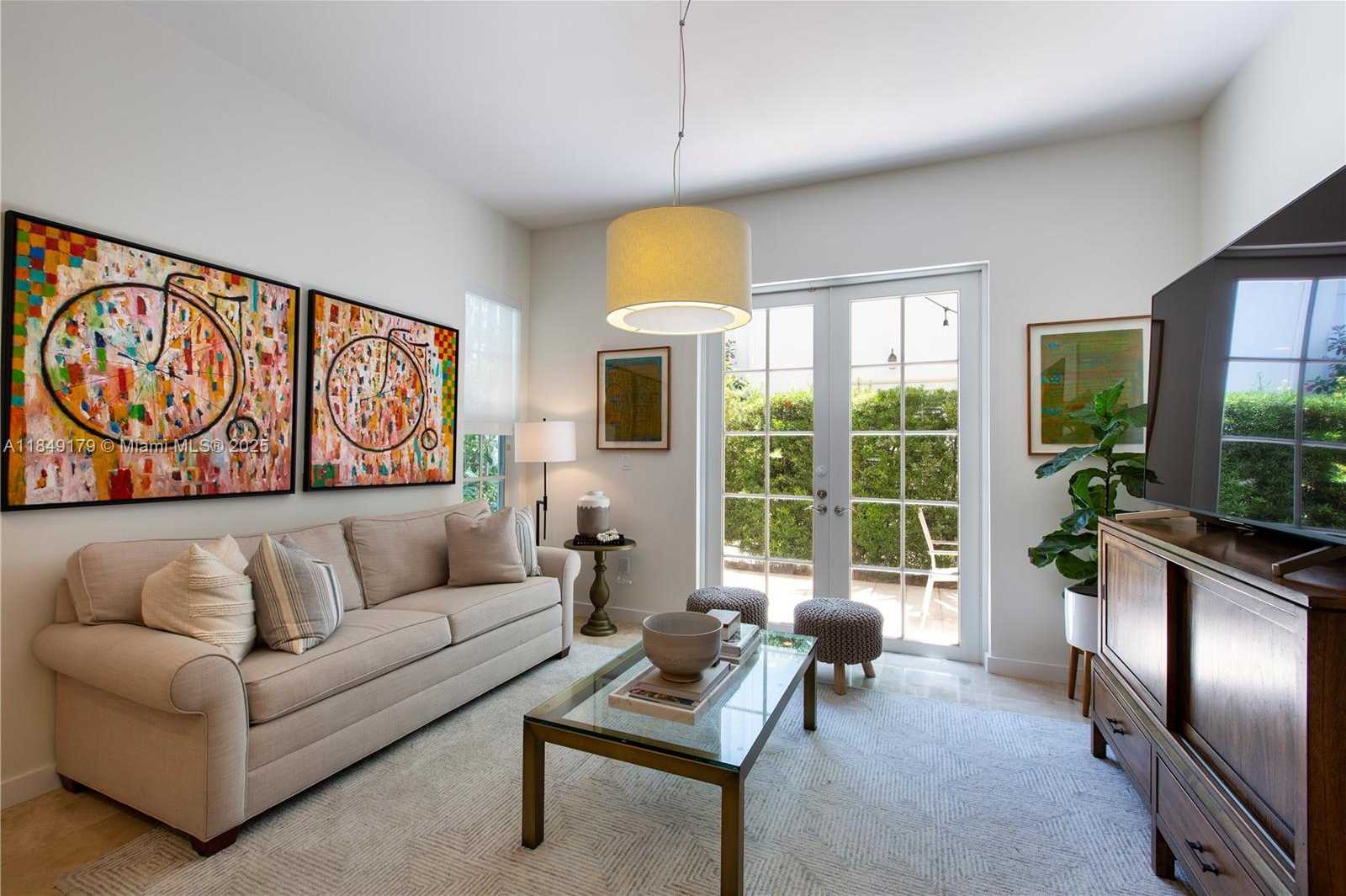 Small Image of 7713 SOUTH WEST 54TH CT #7713, Miami Number 10