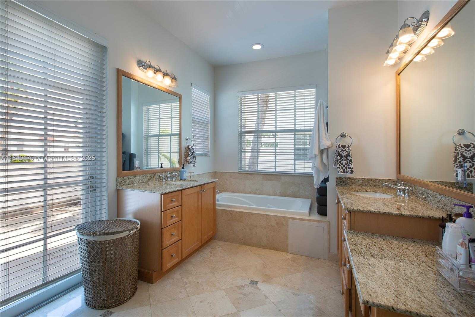 Small Image of 7713 SOUTH WEST 54TH CT #7713, Miami Number 13