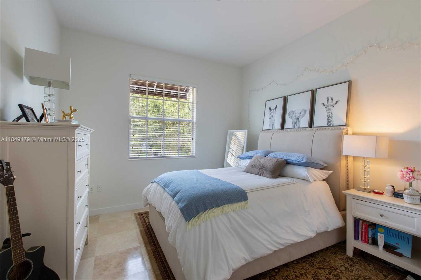 Small Image of 7713 SOUTH WEST 54TH CT #7713, Miami Number 14