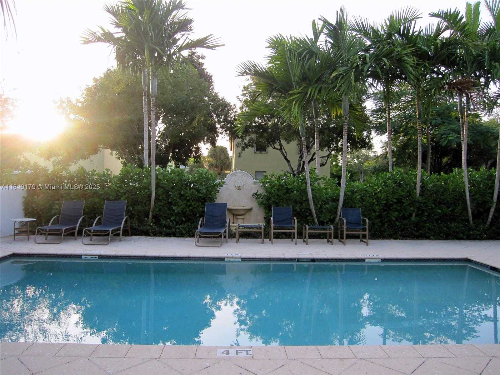 Small Image of 7713 SOUTH WEST 54TH CT #7713, Miami Number 21