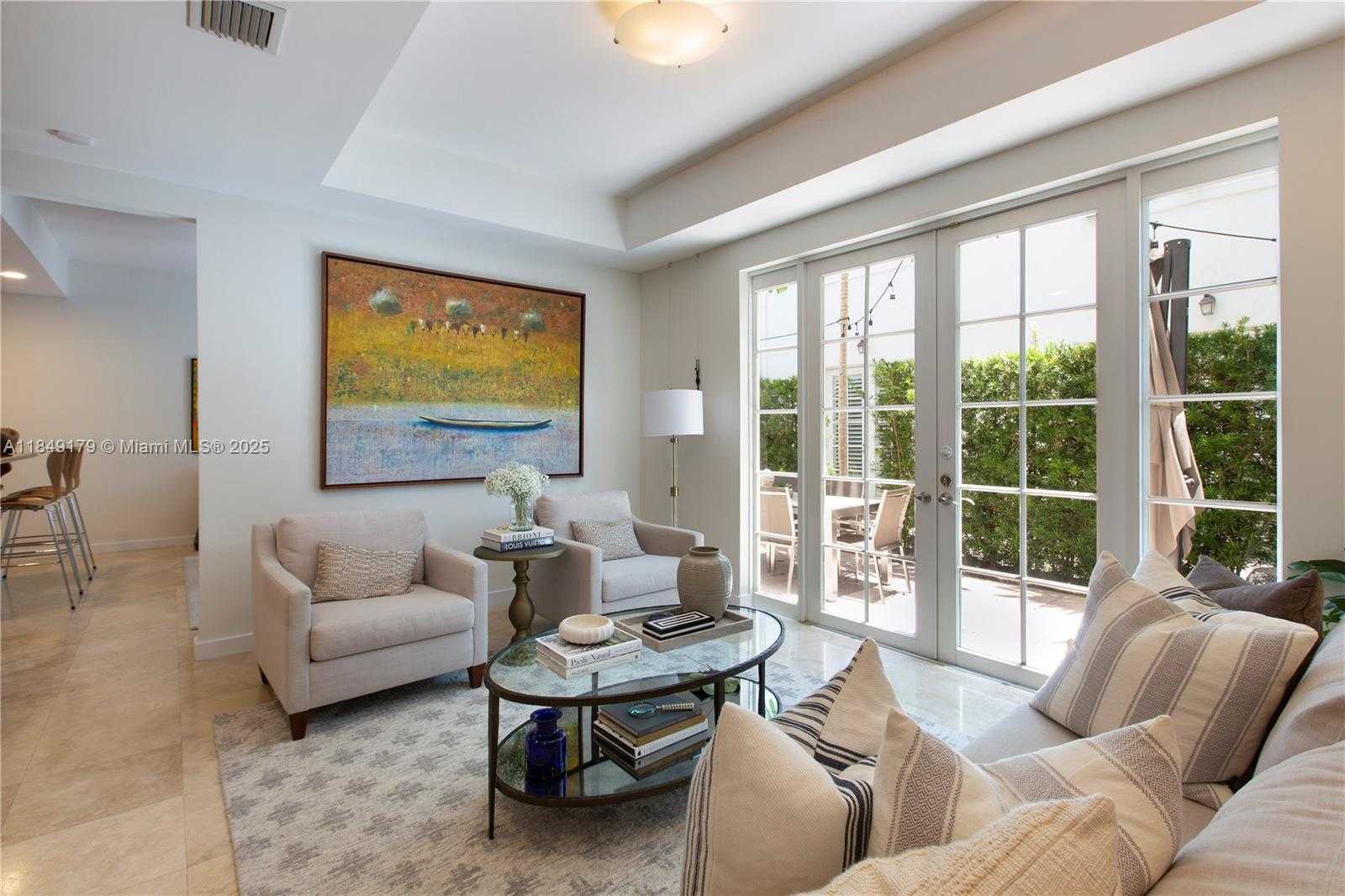 Small Image of 7713 SOUTH WEST 54TH CT #7713, Miami Number 3
