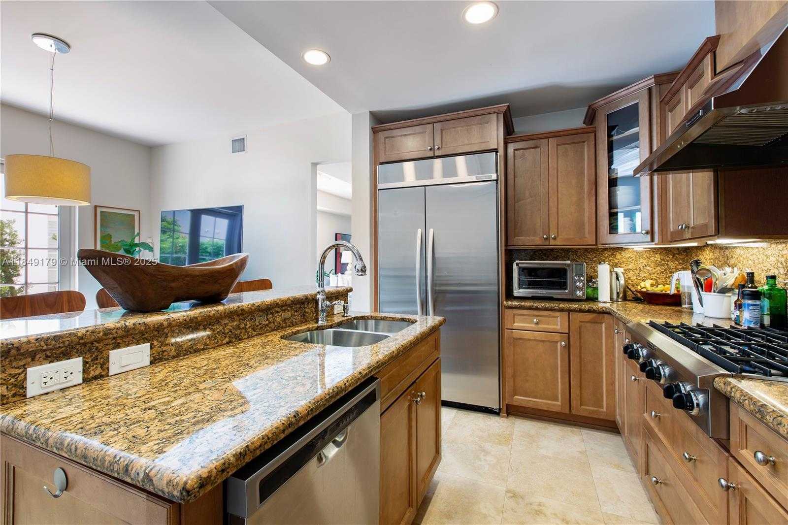 Small Image of 7713 SOUTH WEST 54TH CT #7713, Miami Number 8