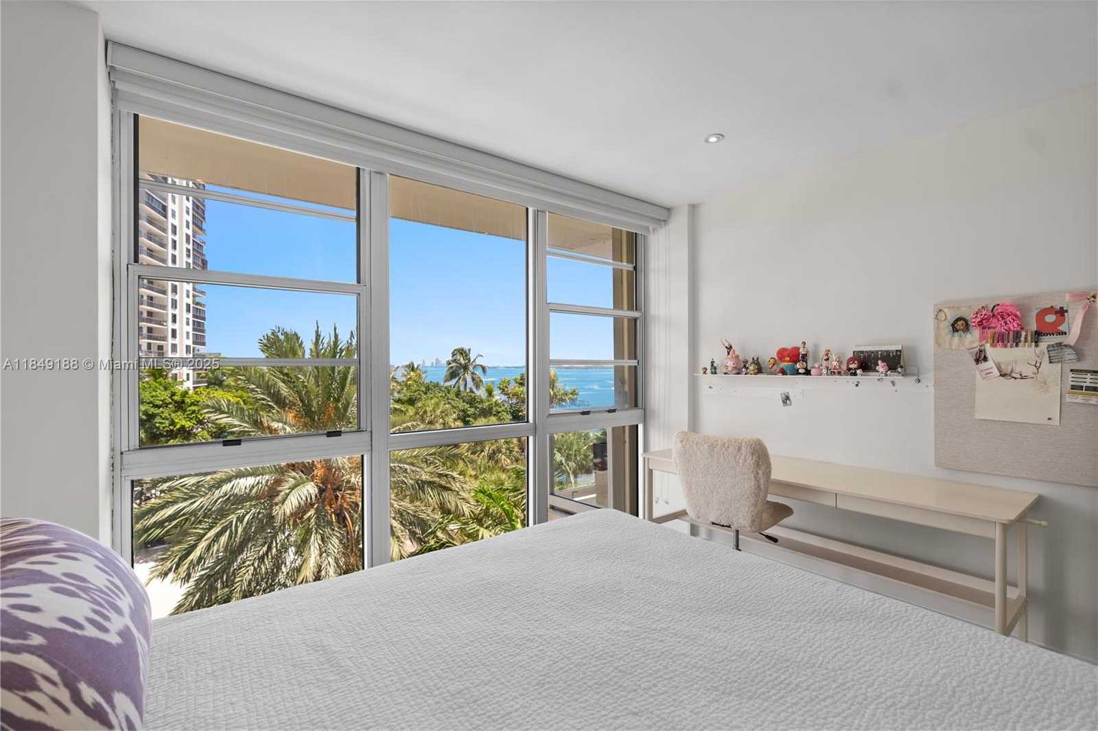 Small Image of 2451 BRICKELL AVE #5EF, Miami Number 22