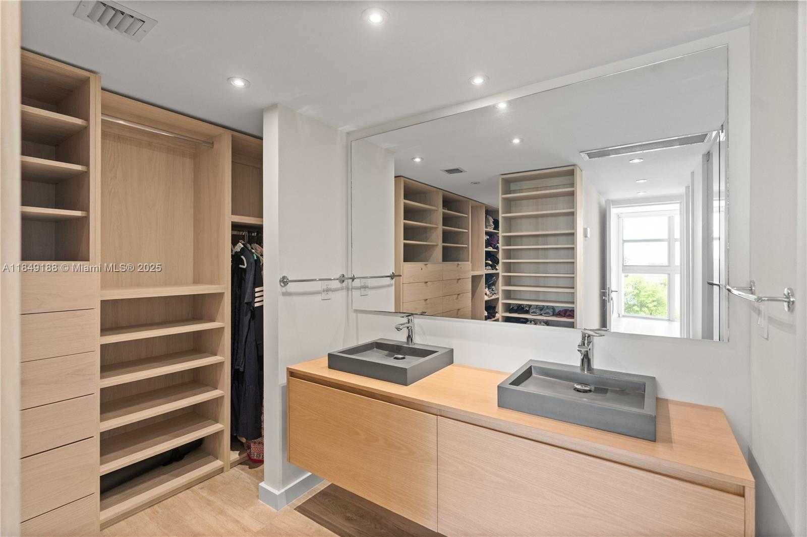 Small Image of 2451 BRICKELL AVE #5EF, Miami Number 32