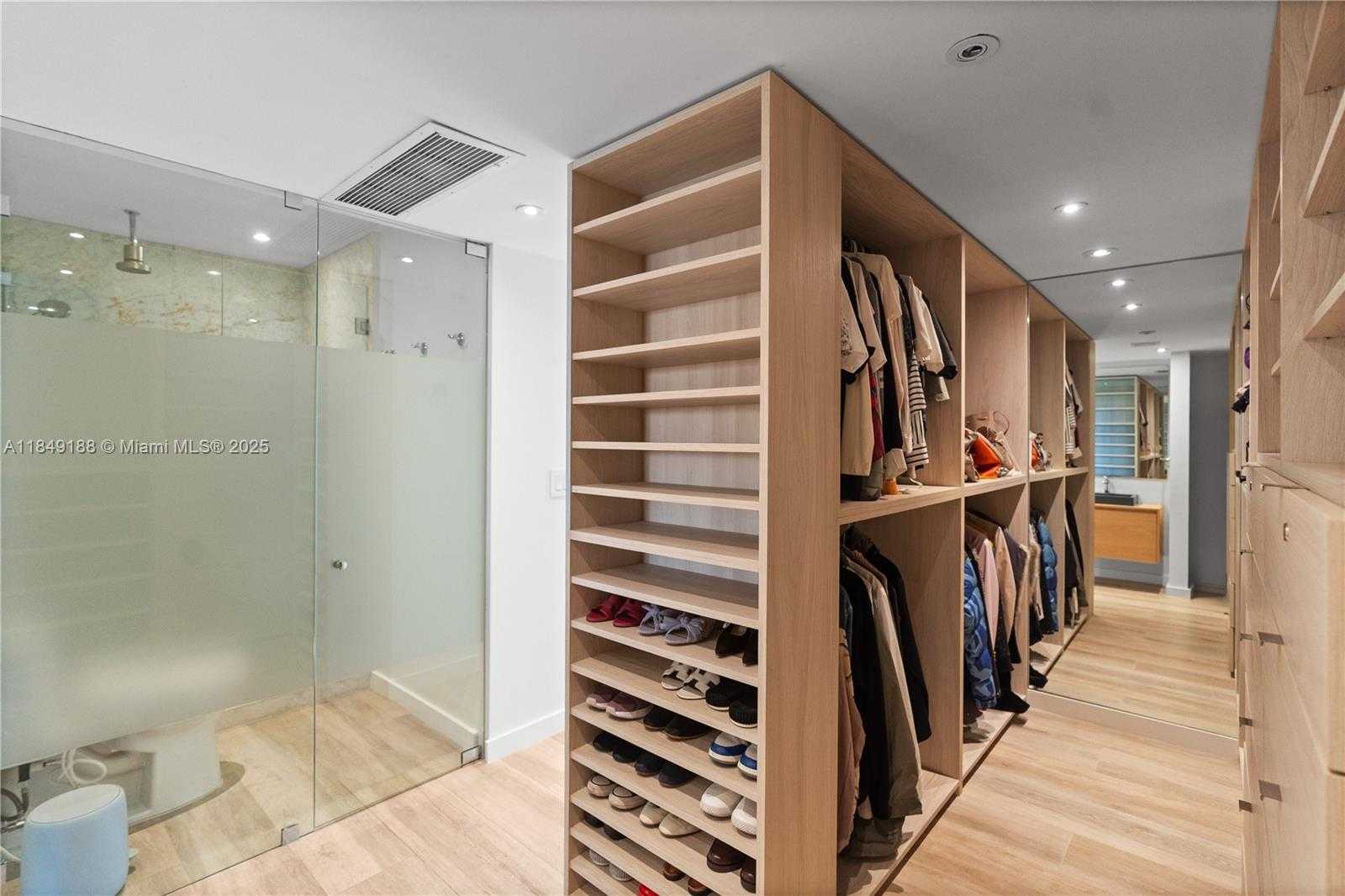 Small Image of 2451 BRICKELL AVE #5EF, Miami Number 33