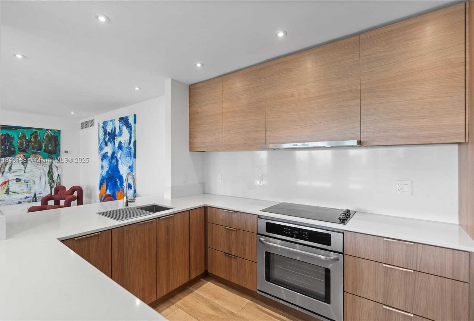 Small Image of 2451 BRICKELL AVE #5EF, Miami Number 8
