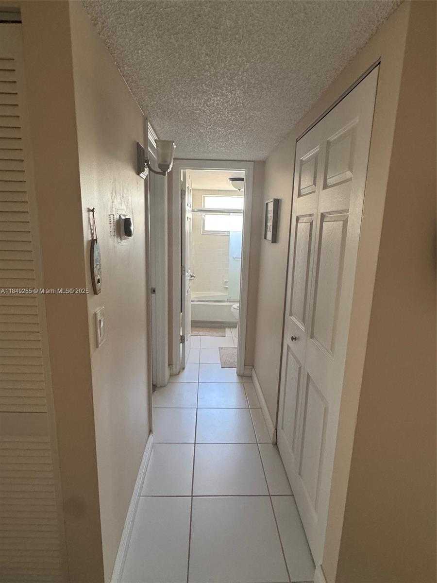 Small Image of 1920 SABAL PALM DR #201, Davie Number 11