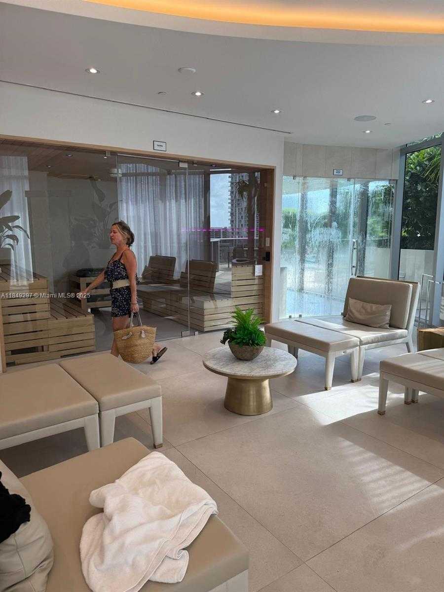 Small Image of 488 NORTH EAST 18TH ST #3204, Miami Number 19