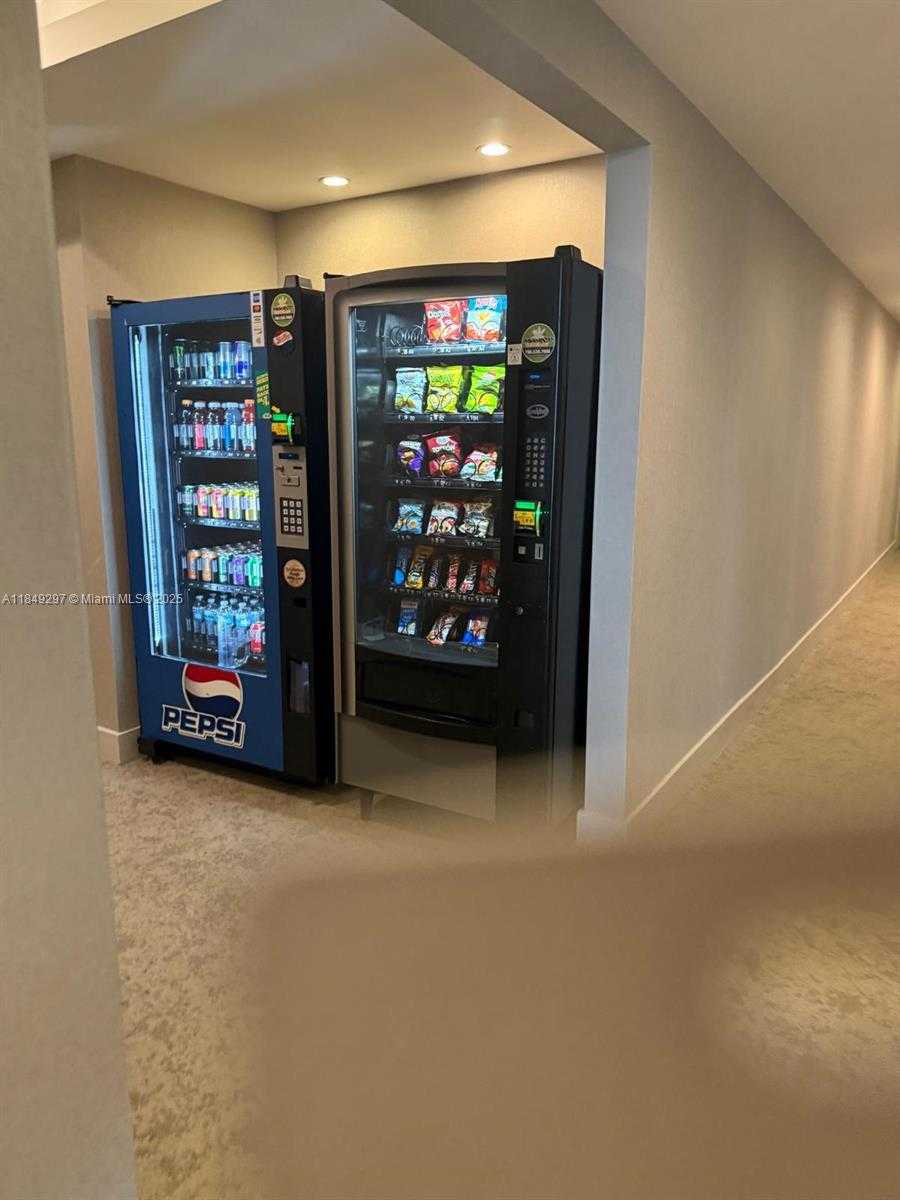 Small Image of 488 NORTH EAST 18TH ST #3204, Miami Number 22