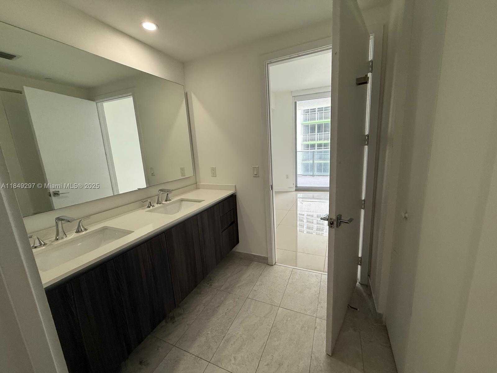 Small Image of 488 NORTH EAST 18TH ST #3204, Miami Number 8