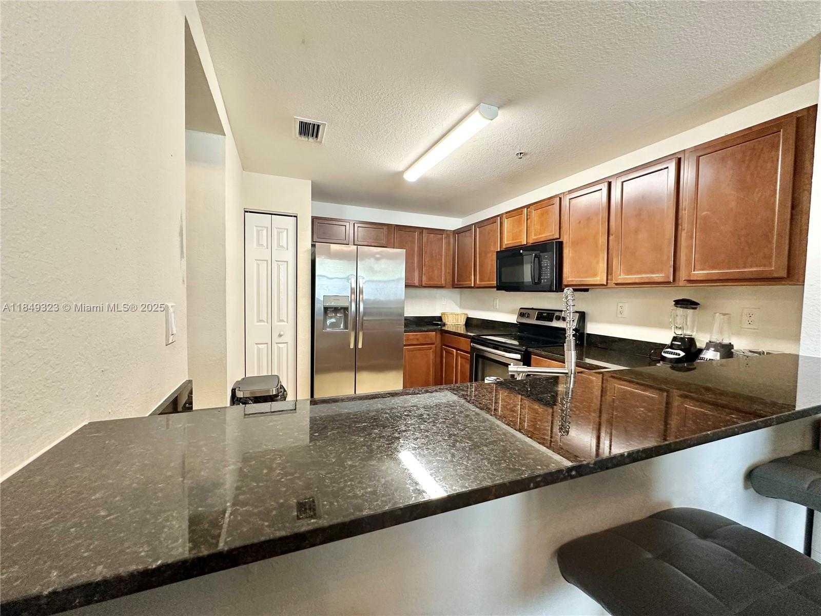 Small Image of 10870 NORTH WEST 88TH TER #103, Doral Number 17