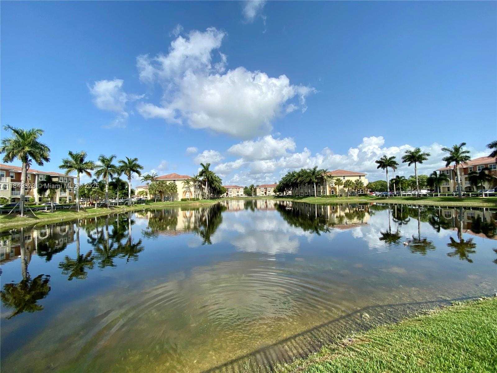 Small Image of 10870 NORTH WEST 88TH TER #103, Doral Number 35