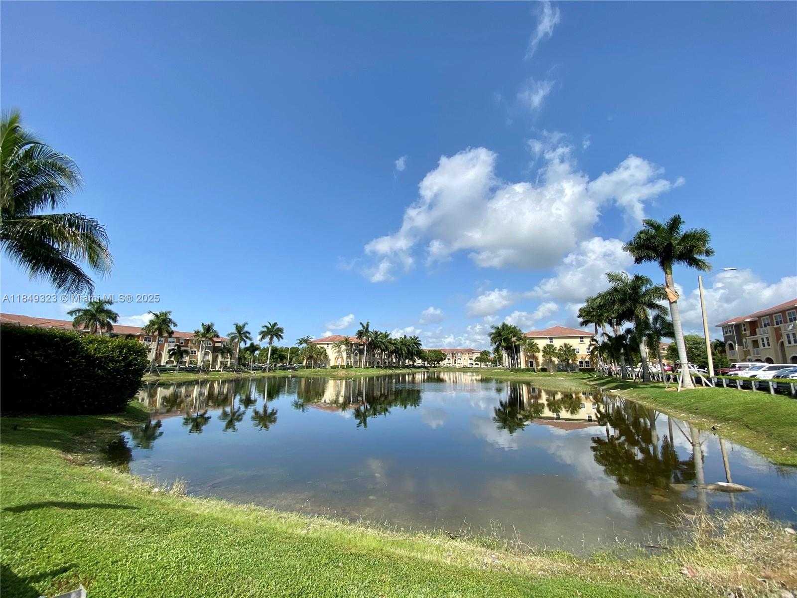 Small Image of 10870 NORTH WEST 88TH TER #103, Doral Number 36