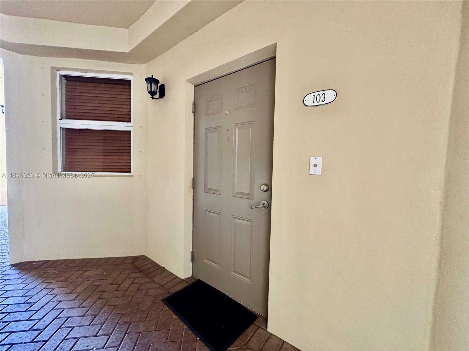 Small Image of 10870 NORTH WEST 88TH TER #103, Doral Number 6