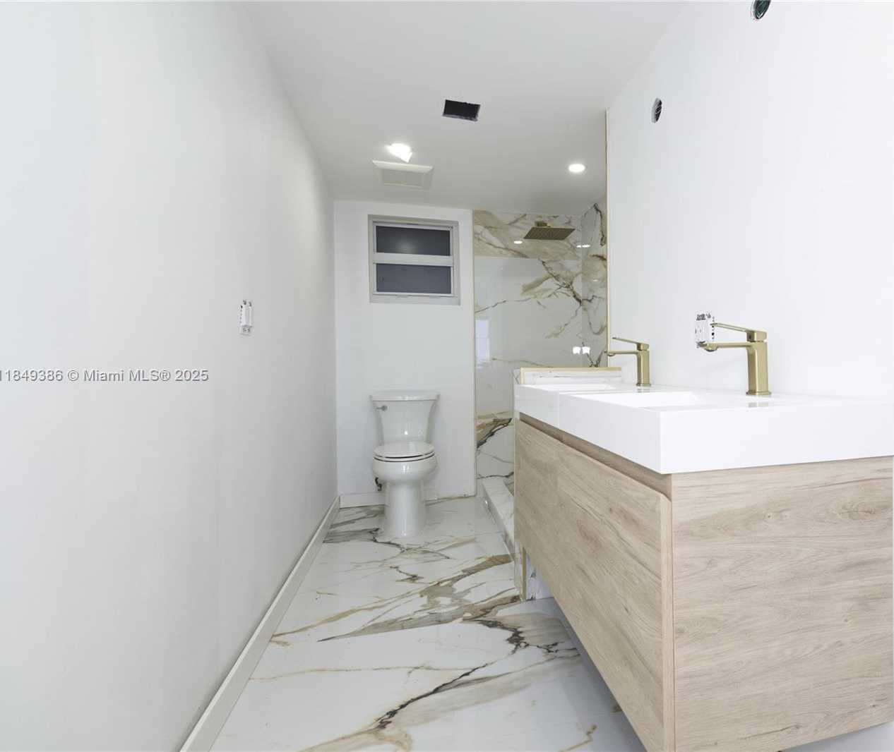 Small Image of 400 NORTH SURF RD #1002, Hollywood Number 15