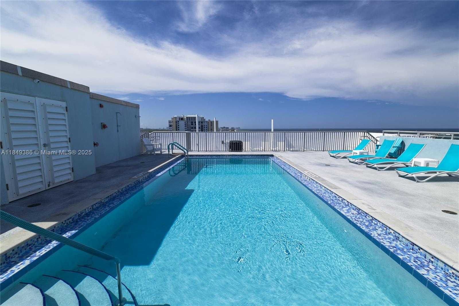 Small Image of 400 NORTH SURF RD #1002, Hollywood Number 32