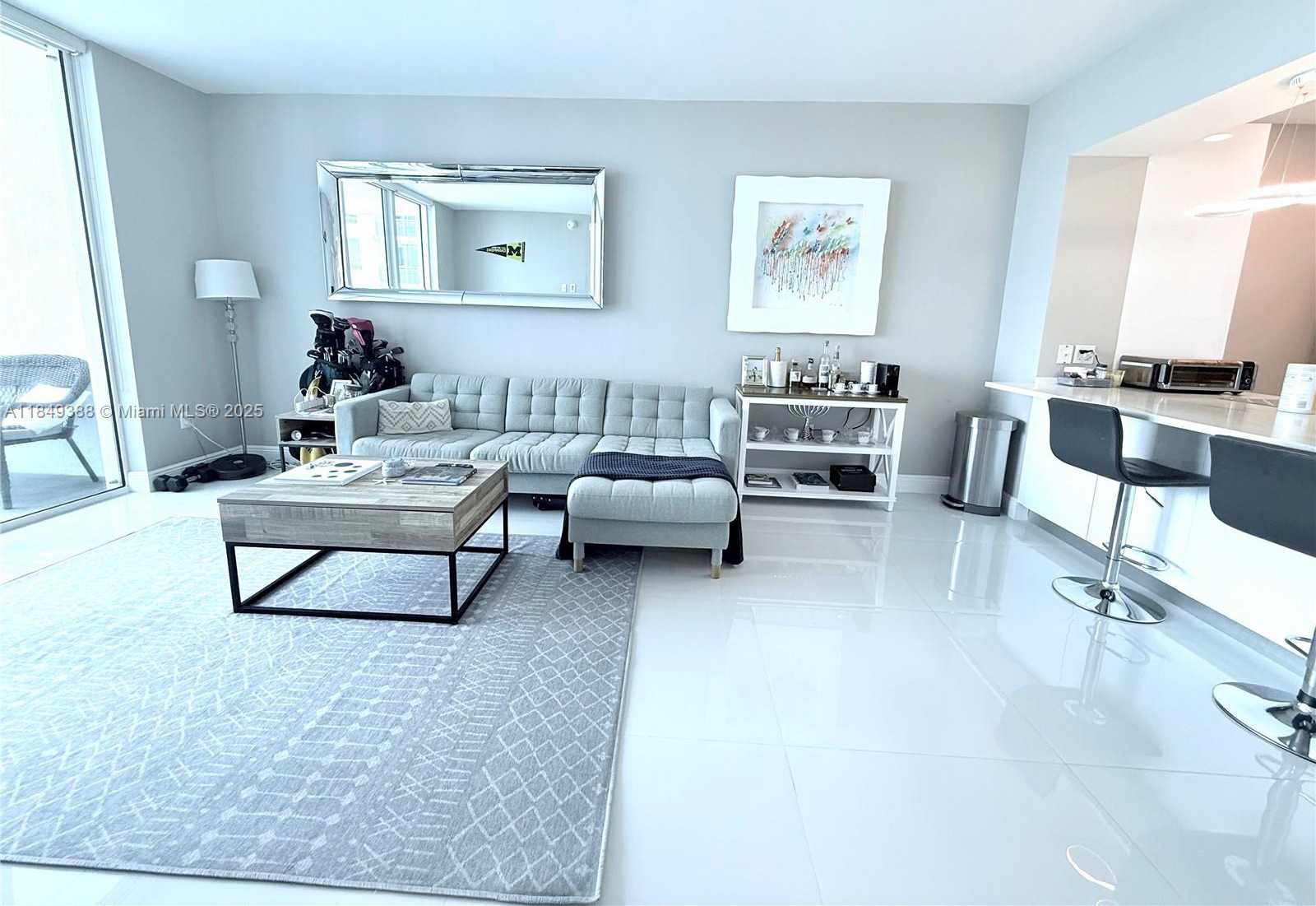 Small Image of 951 BRICKELL AVE #3402, Miami Number 13