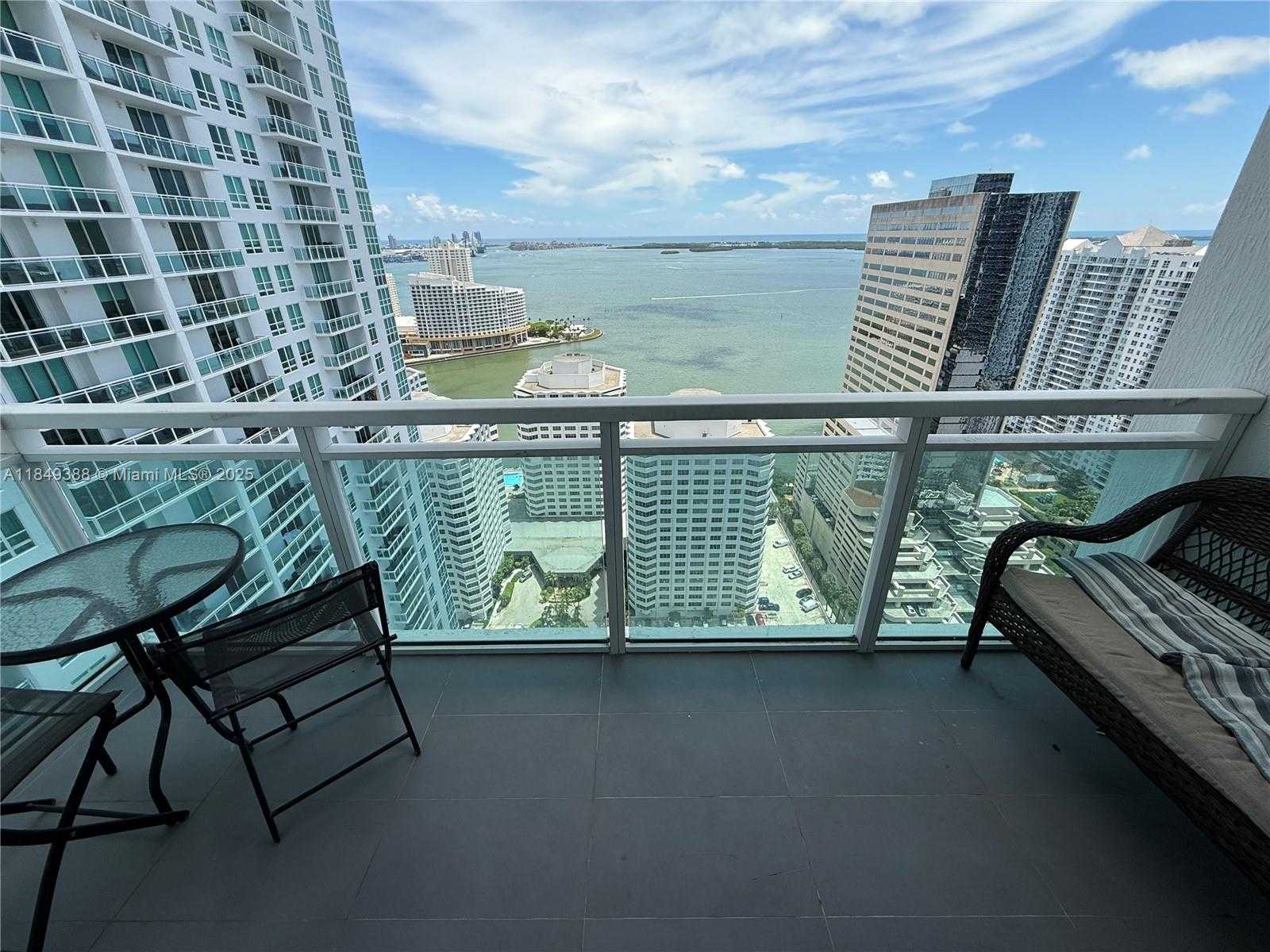 Small Image of 951 BRICKELL AVE #3402, Miami Number 14