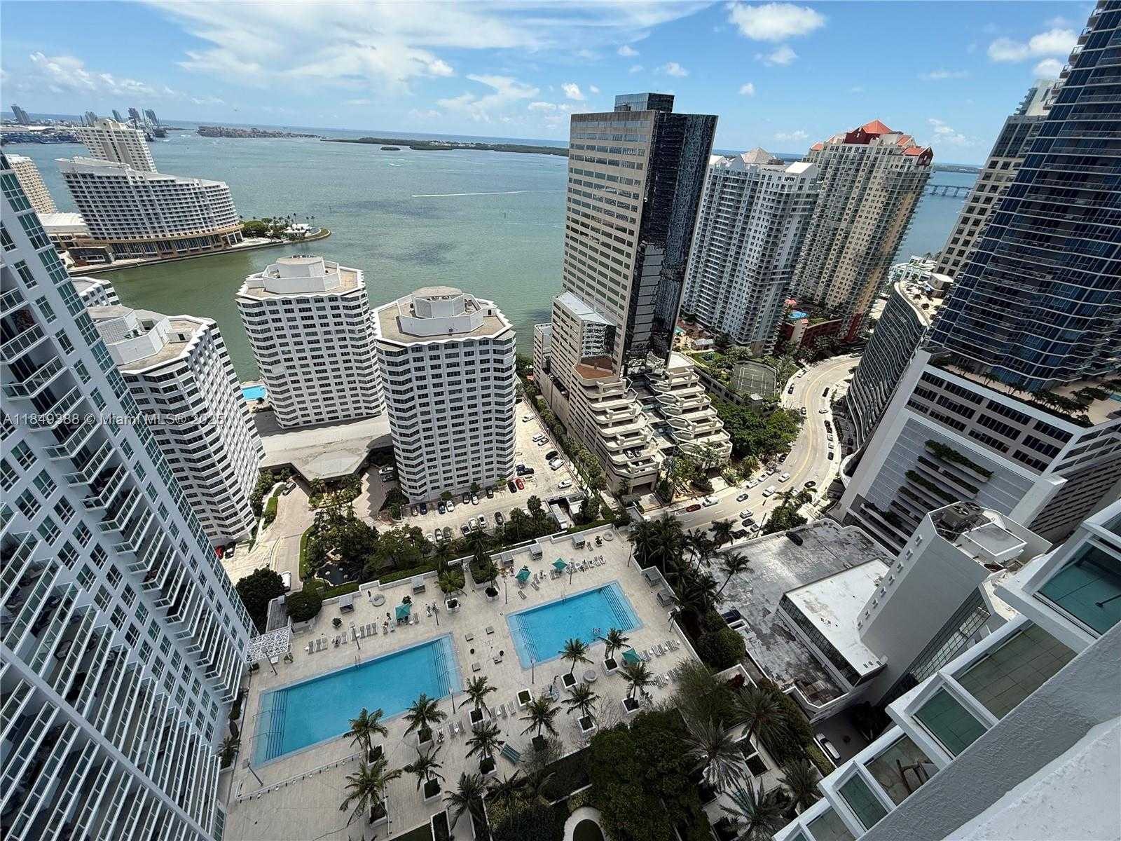 Small Image of 951 BRICKELL AVE #3402, Miami Number 20