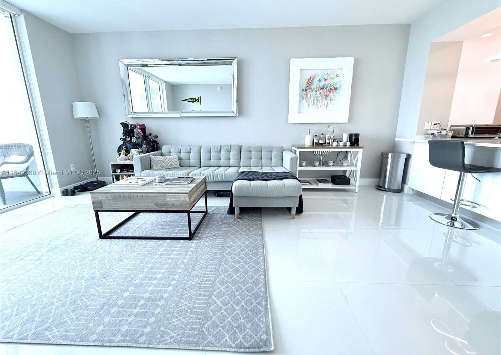 Small Image of 951 BRICKELL AVE #3402, Miami Number 6