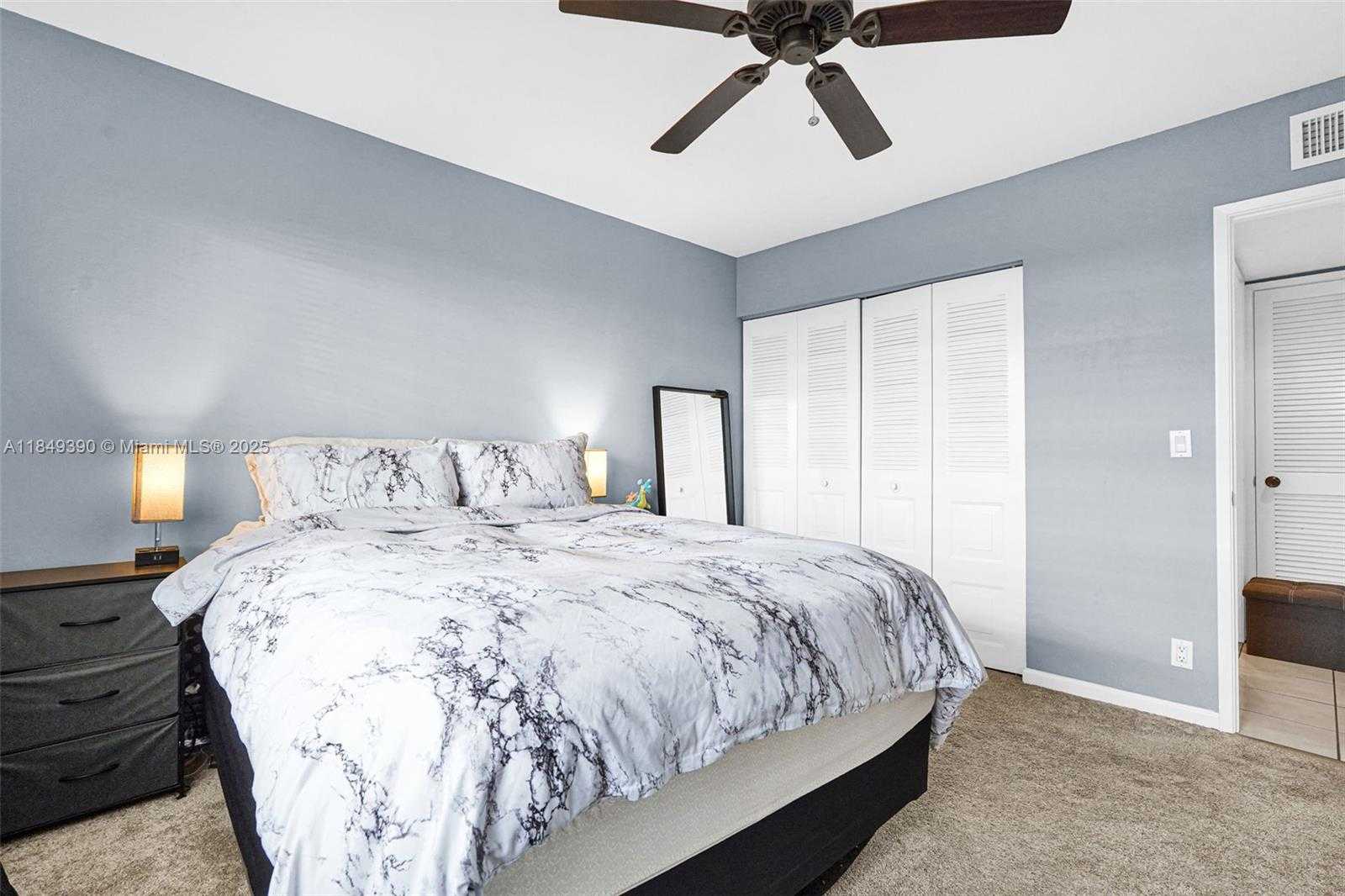 Small Image of 3050 NORTH EAST 16TH AVE #605, Oakland Park Number 9