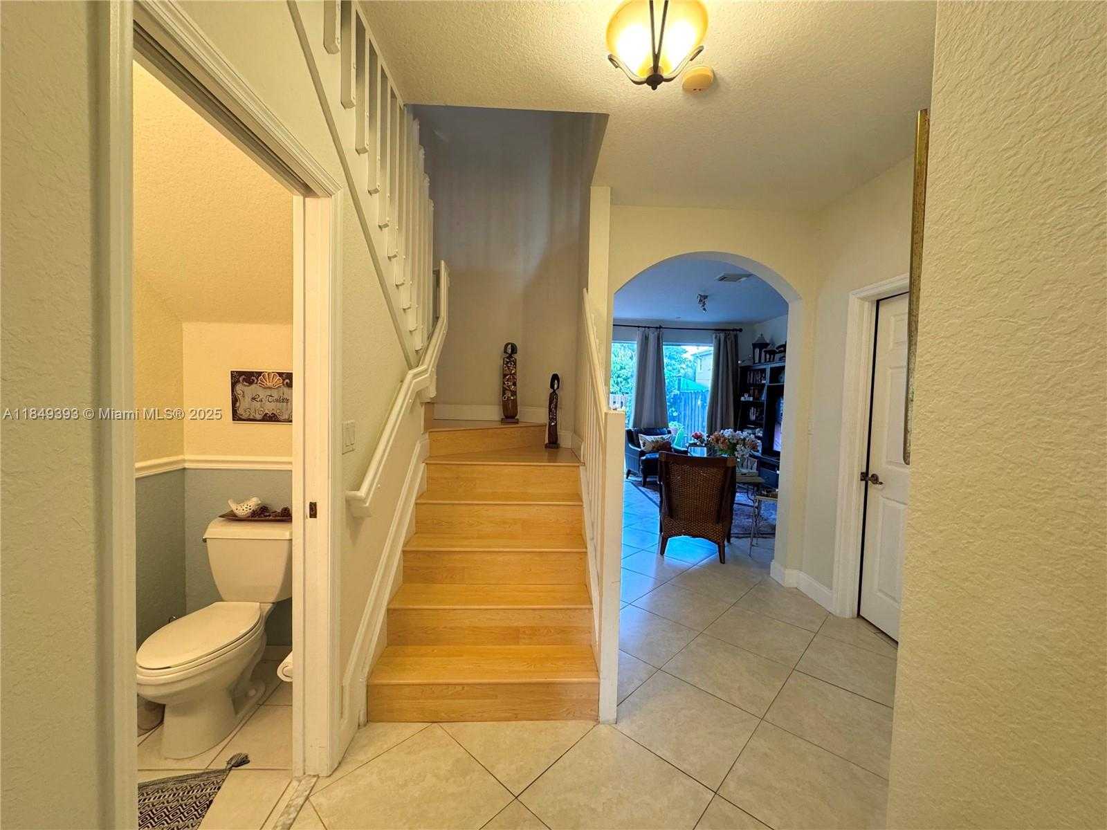 Small Image of 11575 SOUTH WEST 138TH AVE, Miami Number 10