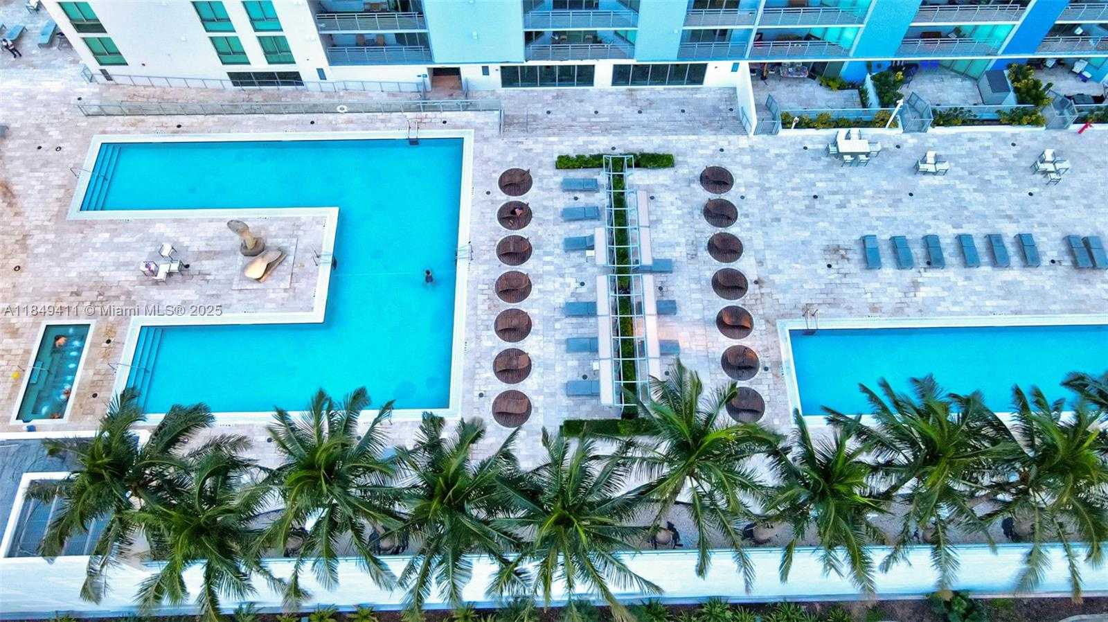 Small Image of 335 SOUTH BISCAYNE BLVD #3501, Miami Number 19