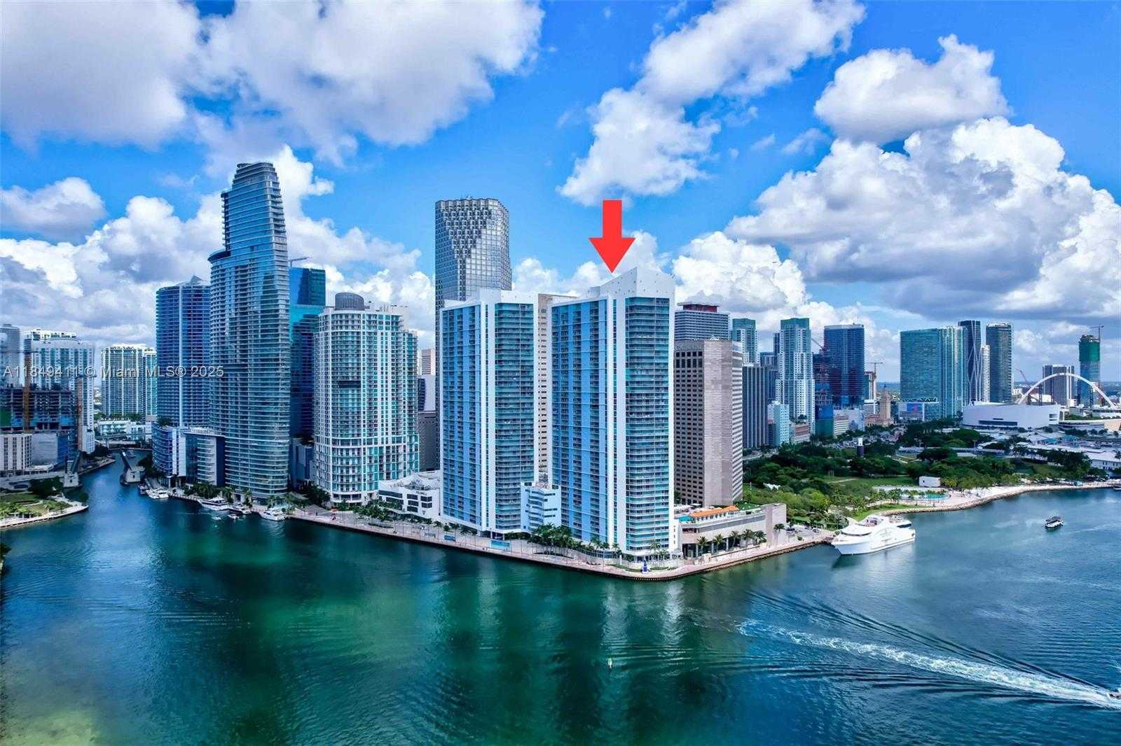 Small Image of 335 SOUTH BISCAYNE BLVD #3501, Miami Number 25