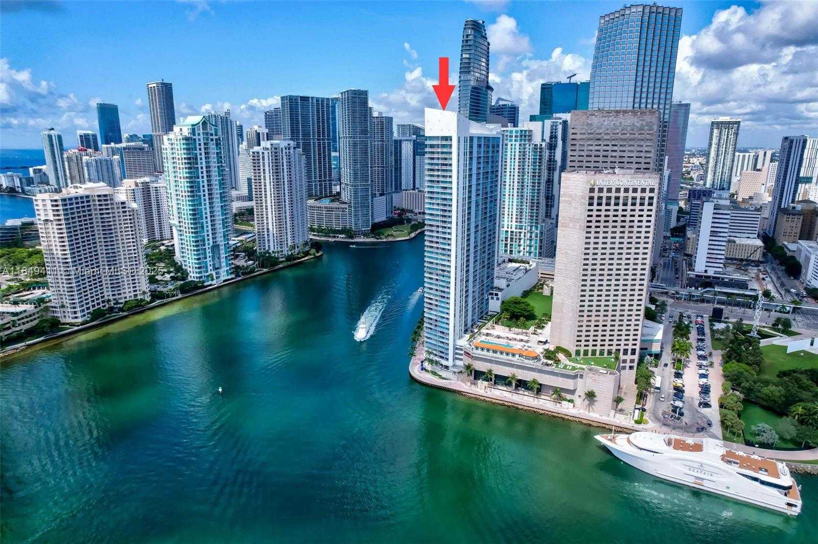 Small Image of 335 SOUTH BISCAYNE BLVD #3501, Miami Number 27