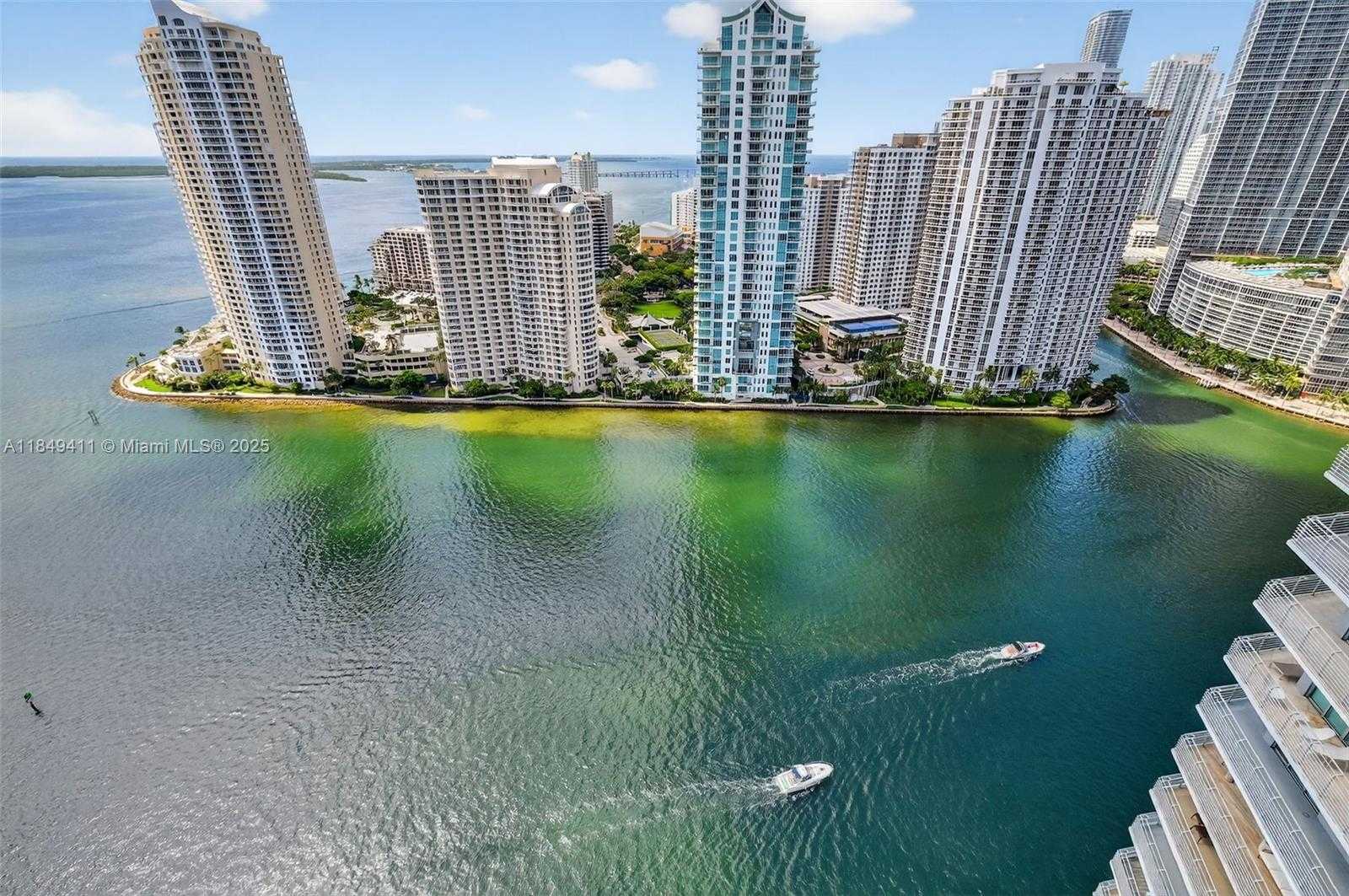 Small Image of 335 SOUTH BISCAYNE BLVD #3501, Miami Number 3