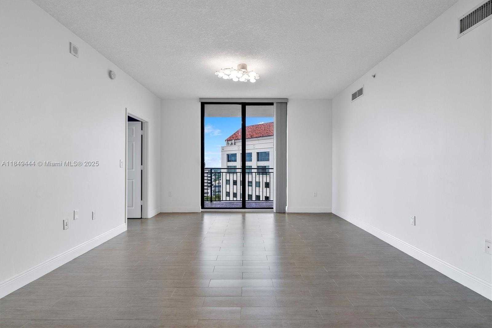Small Image of 888 SOUTH DOUGLAS RD #1415, Coral Gables Number 3