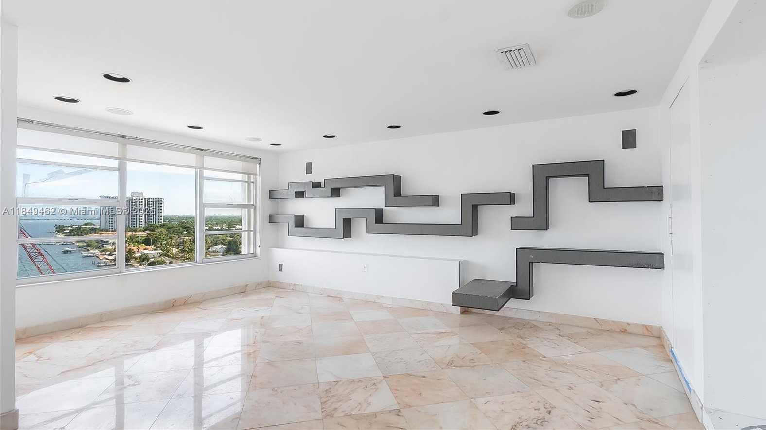 Small Image of 11111 BISCAYNE BLVD #15F, Miami Number 9