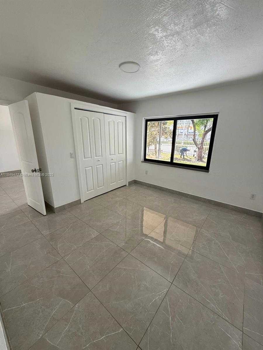 Small Image of 351 EAST 4TH AVE #4, Hialeah Number 18