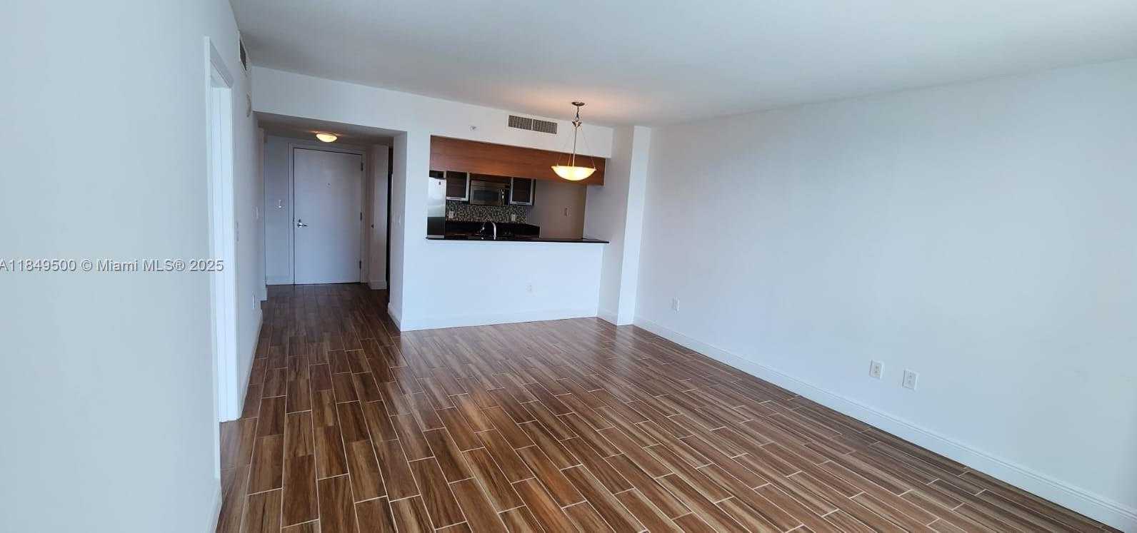 Small Image of 1800 NORTH BAYSHORE DR #3808, Miami Number 14
