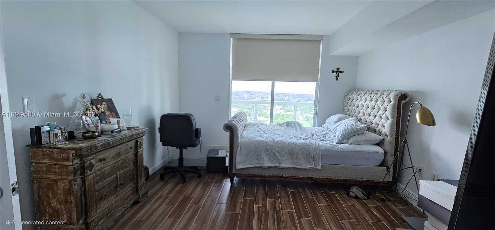 Small Image of 1800 NORTH BAYSHORE DR #3808, Miami Number 17