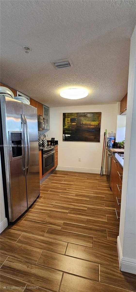 Small Image of 1800 NORTH BAYSHORE DR #3808, Miami Number 2