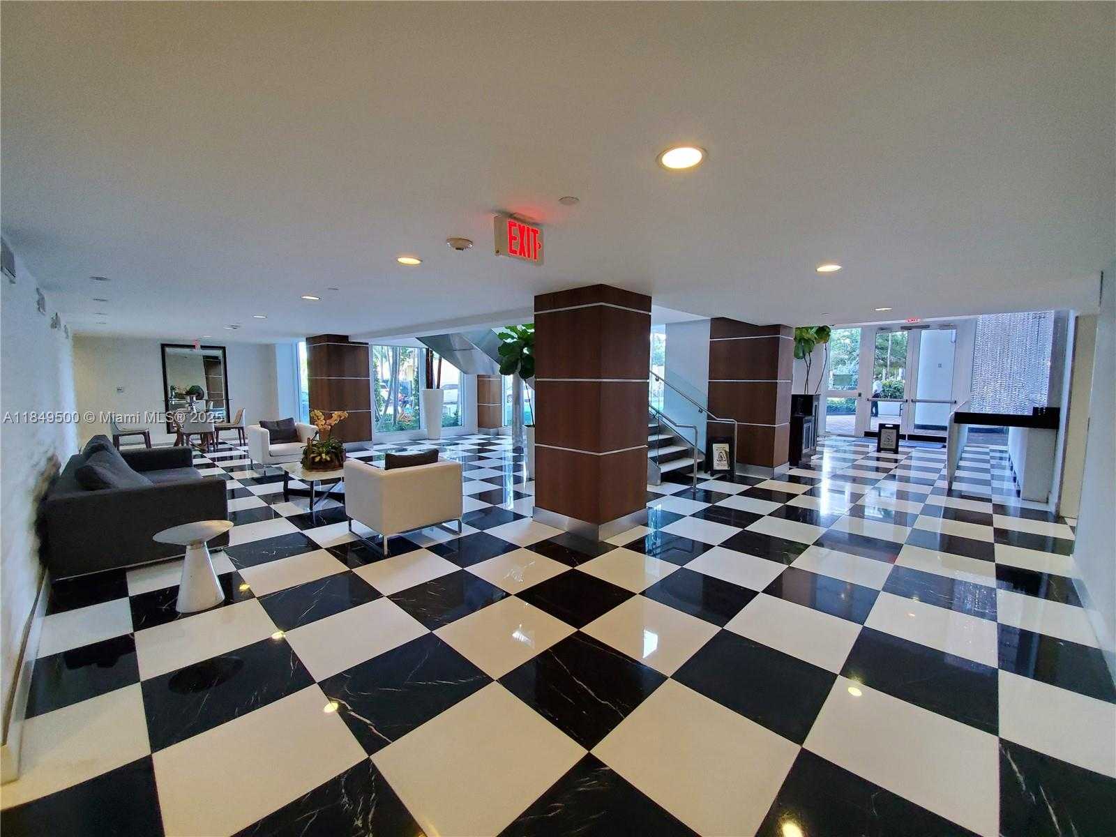 Small Image of 1800 NORTH BAYSHORE DR #3808, Miami Number 26