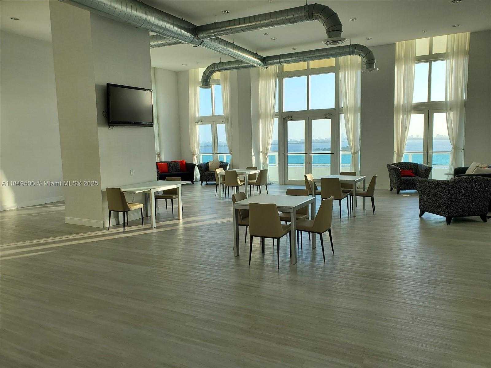 Small Image of 1800 NORTH BAYSHORE DR #3808, Miami Number 31