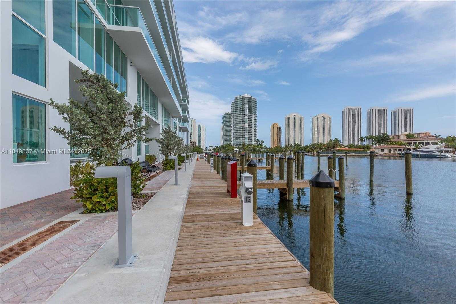 Small Image of 400 SUNNY ISLES BLVD #1819 ONE LEVEL, Sunny Isles Beach Number 63