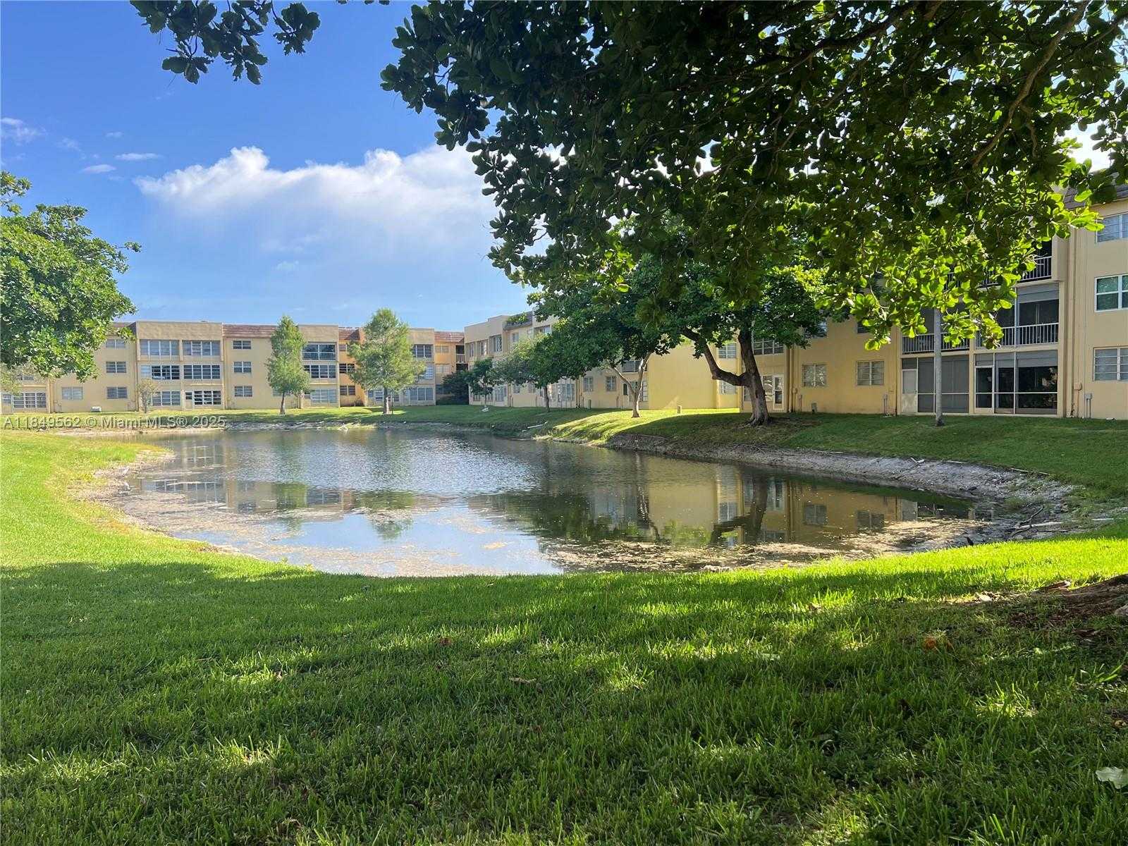 Small Image of 5830 NORTH WEST 64TH AVE #103, Tamarac Number 5