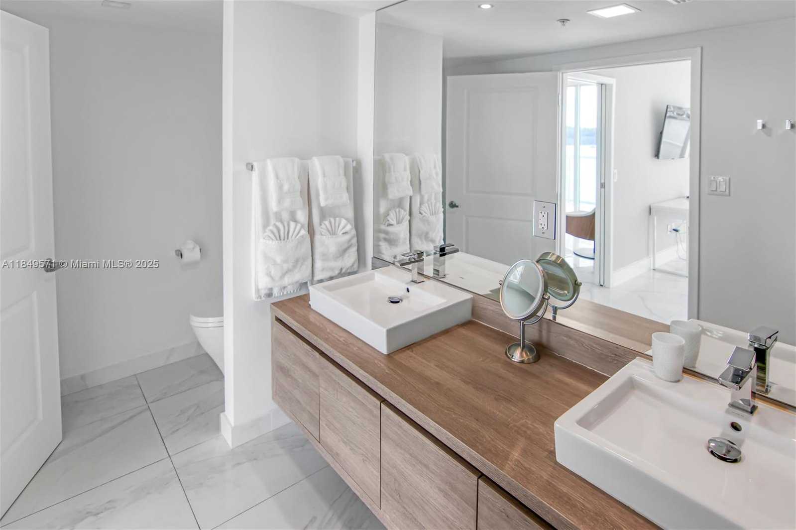Small Image of 400 SUNNY ISLES BLVD #307, Sunny Isles Beach Number 15