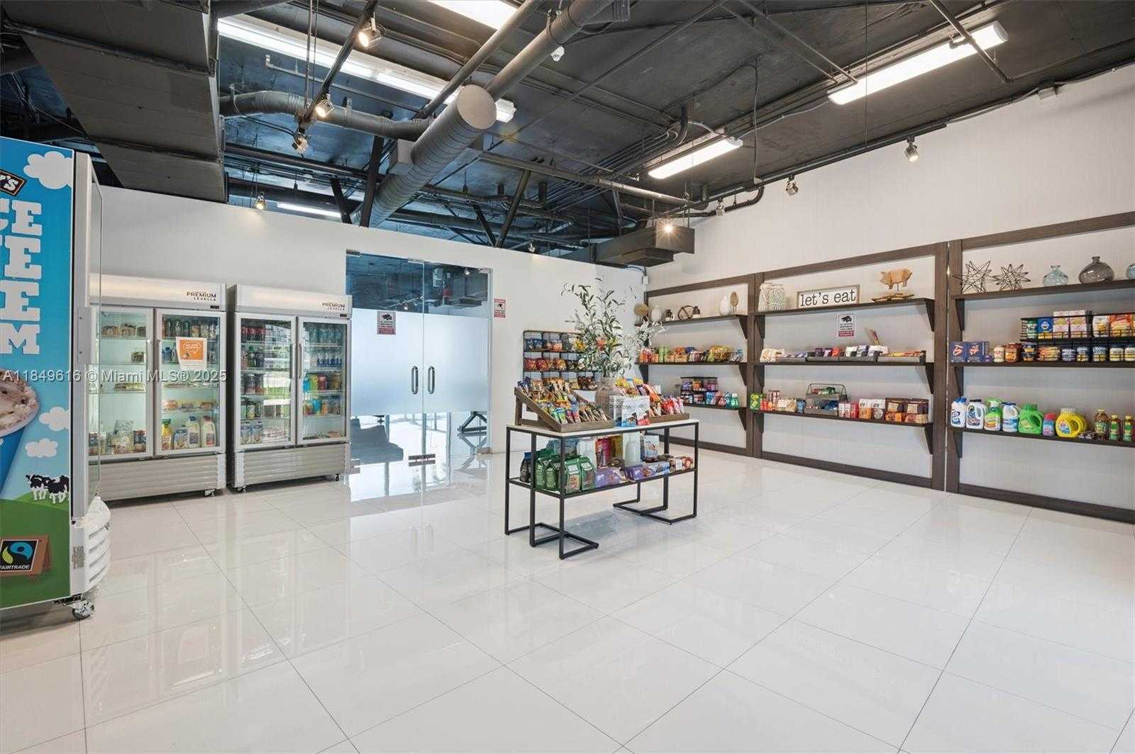 Small Image of 601 NORTH EAST 36TH ST #807, Miami Number 22