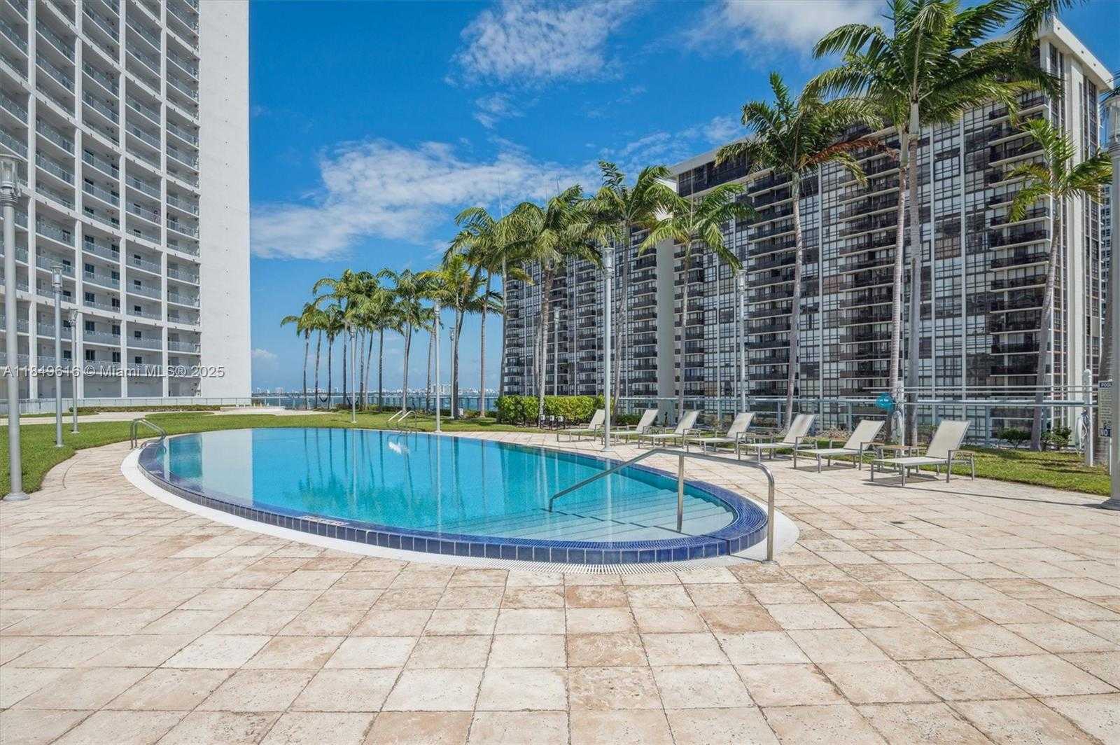 Small Image of 601 NORTH EAST 36TH ST #807, Miami Number 27