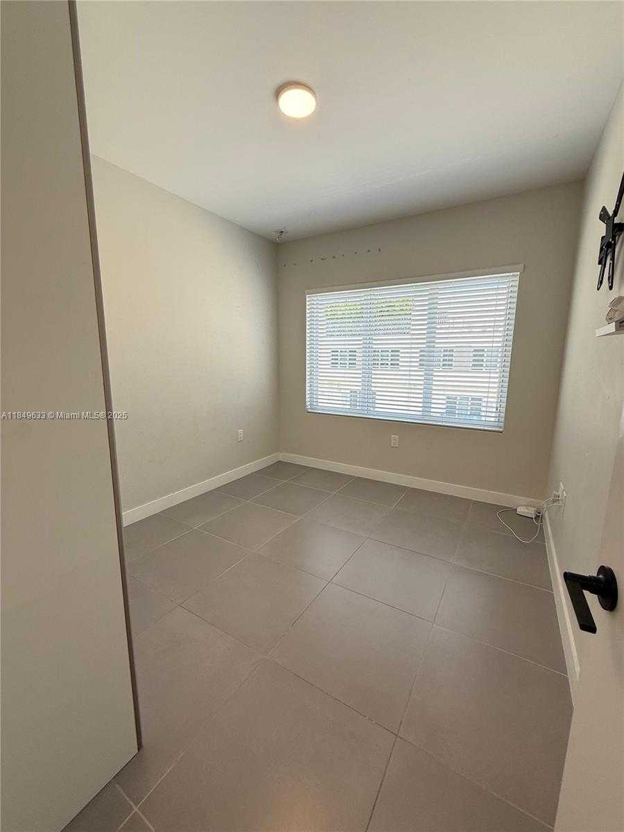 Small Image of 25743 SOUTH WEST 144TH AVE, Homestead Number 10