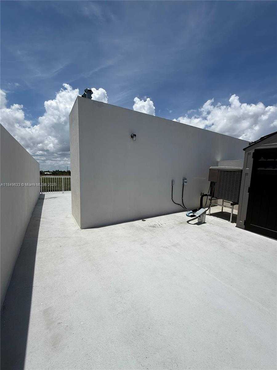 Small Image of 25743 SOUTH WEST 144TH AVE, Homestead Number 20